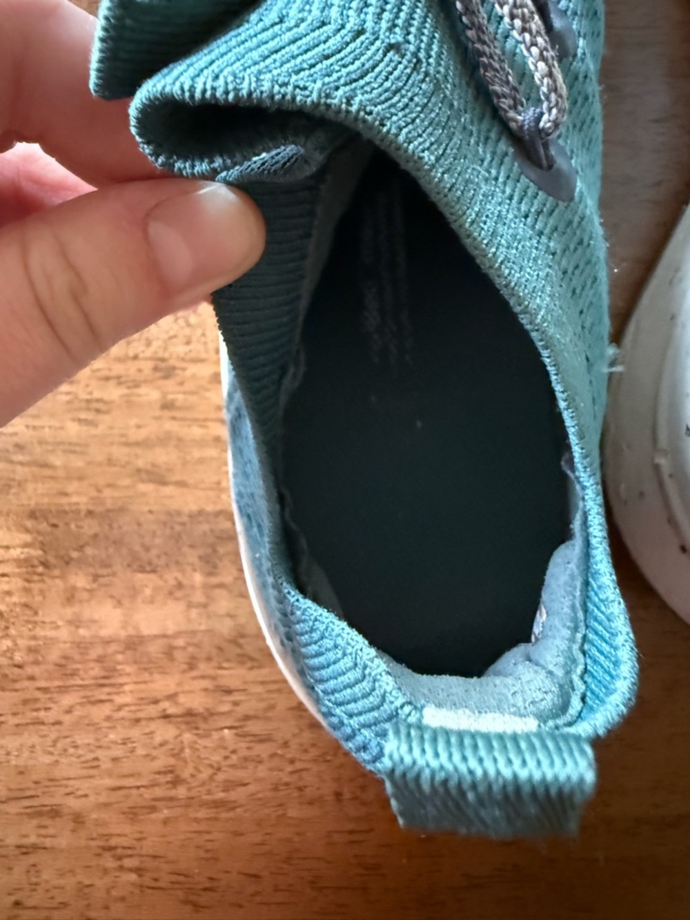 Women’s REI Teal Knit Sneakers with White Sole - Picture 5 of 6